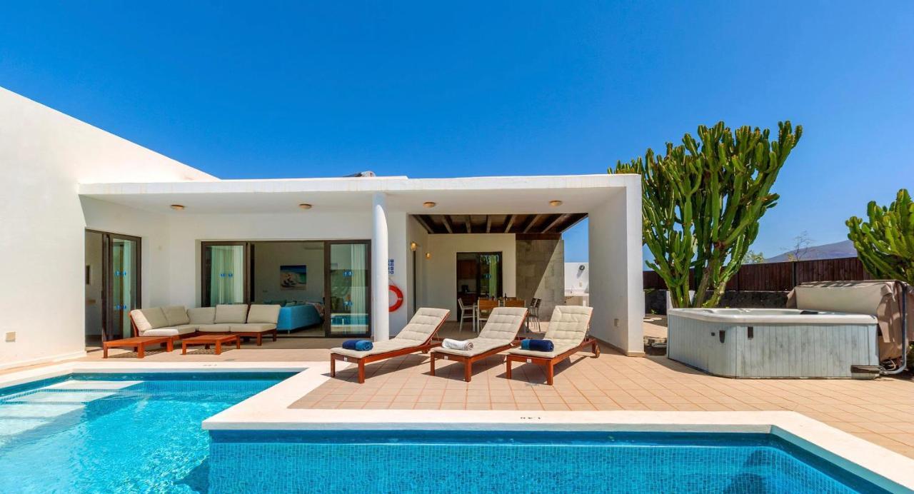 Jacks Place Playablanca Pool Willa